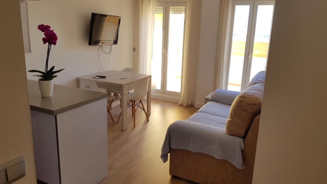 Apartamento Penthouse Sea Views + Private Solarium Fuengirola Exterior foto